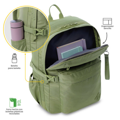 Mochila de viagem grande e fácil de usar, verde.
